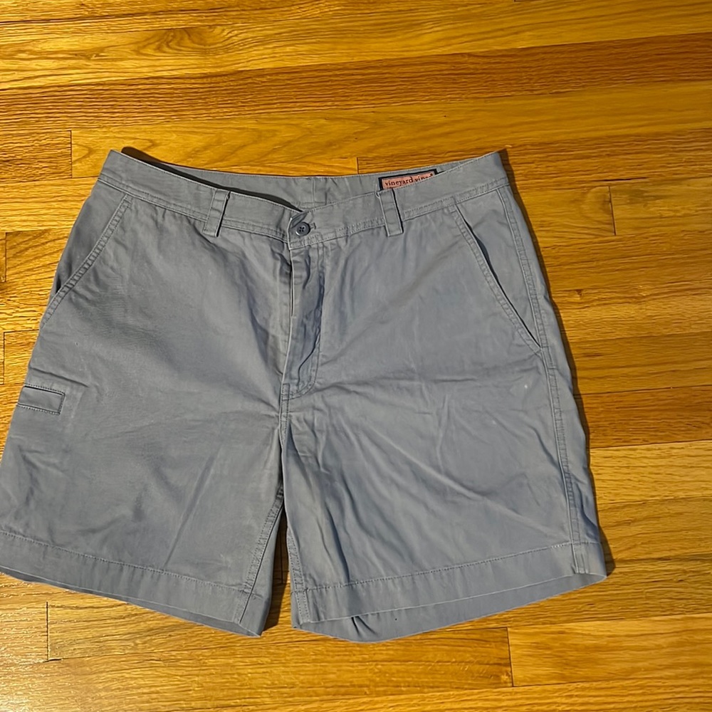 Blue Vineyard Vines shorts